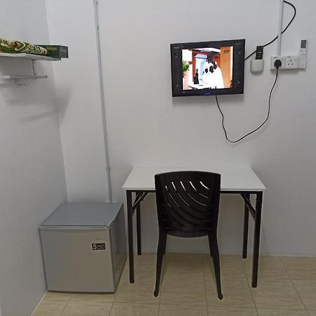 Depulauserai Roomstays Pekan Extérieur photo