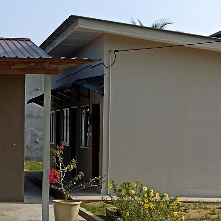 Depulauserai Roomstays Pekan Extérieur photo