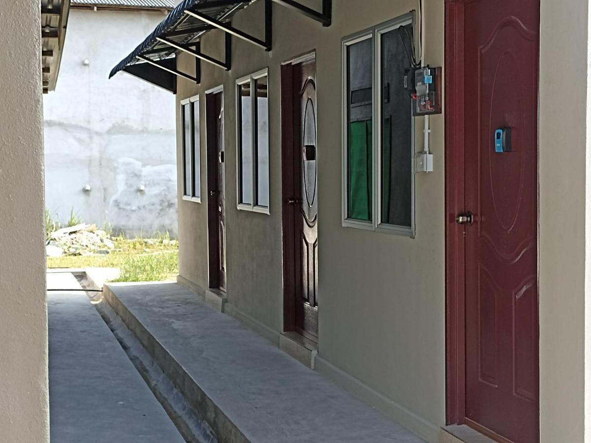 Depulauserai Roomstays Pekan Extérieur photo