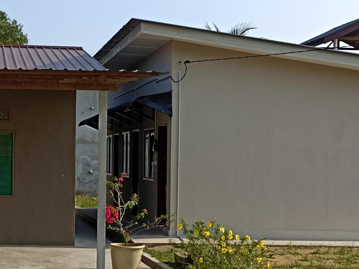 Depulauserai Roomstays Pekan Extérieur photo