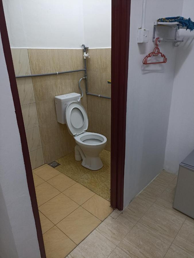 Depulauserai Roomstays Pekan Extérieur photo